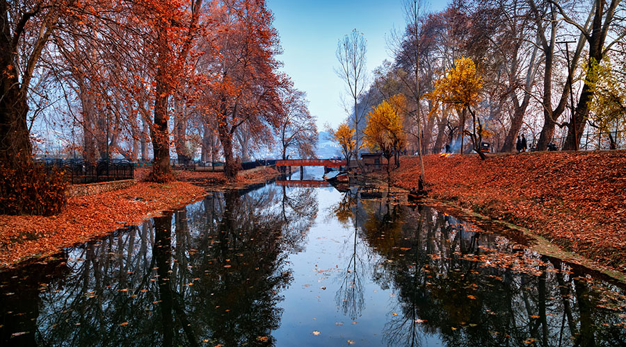 Kashmir in Autumn | best time to visit Kashmir